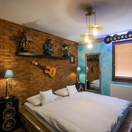 Retro Garage Hotell Ostrava